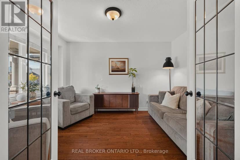 38 Roberta Street — photo 14 of 40