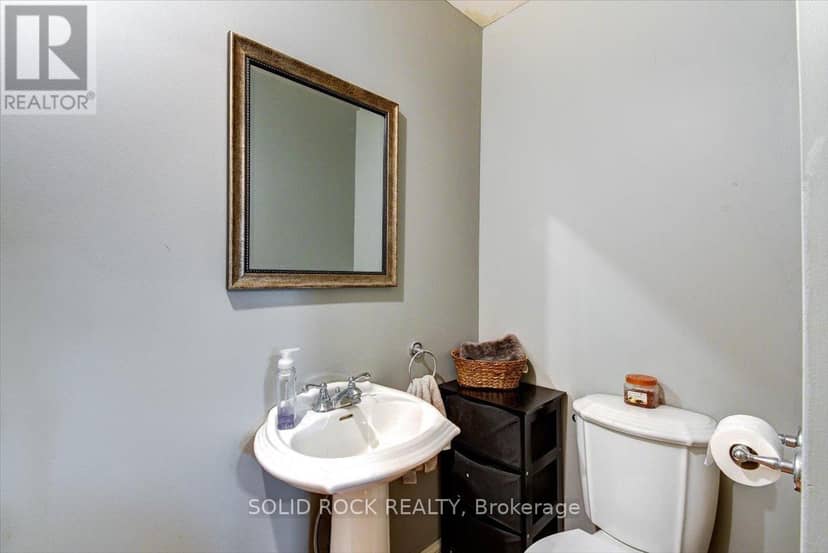53 Church (St) Avenue — photo 11 of 40