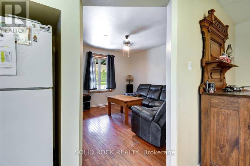53 Church (St) Avenue — photo 12 of 40