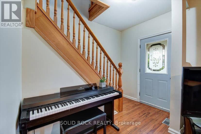 53 Church (St) Avenue — photo 15 of 40