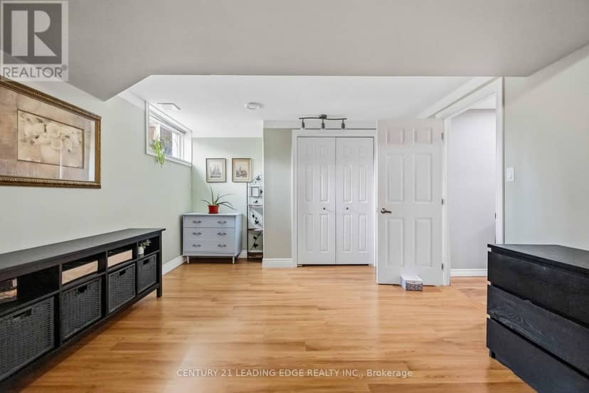 12 Ward Drive — photo 38 of 40