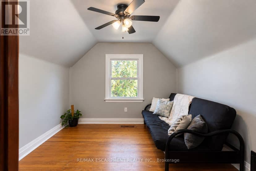 75 Barons Avenue — photo 25 of 40