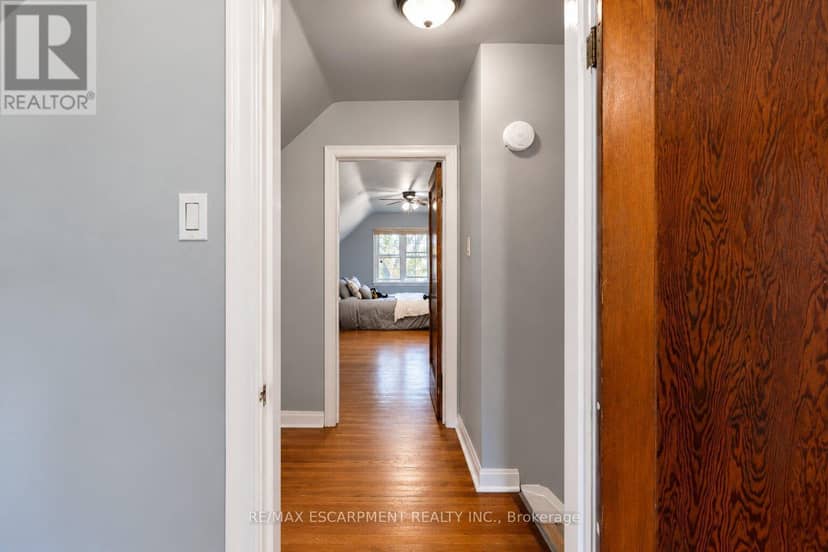 75 Barons Avenue — photo 27 of 40