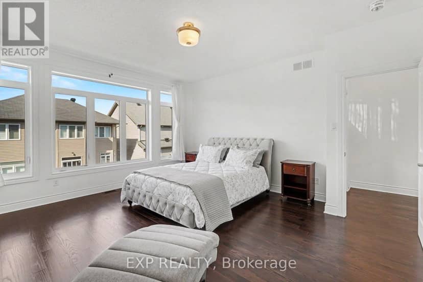 529 Peerless Street — photo 18 of 40