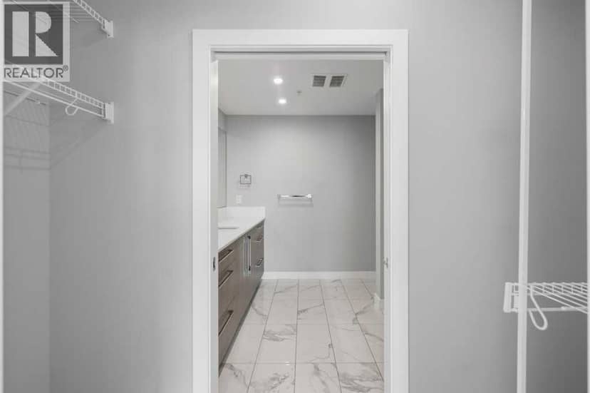 402, 383 Smith Street NW — photo 9 of 37