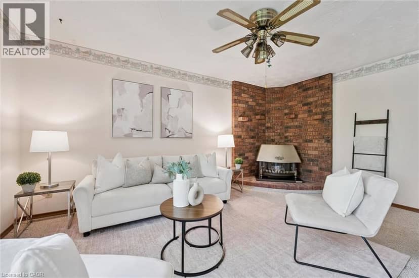 42 MITTON Place — photo 18 of 40