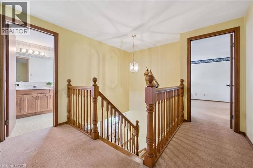42 MITTON Place — photo 25 of 40