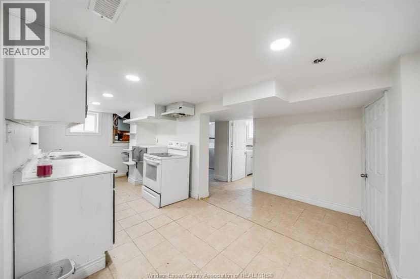 1408 Dougall Avenue — photo 24 of 40