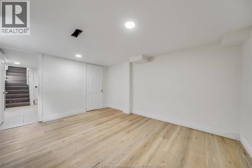 1408 Dougall Avenue — photo 35 of 40
