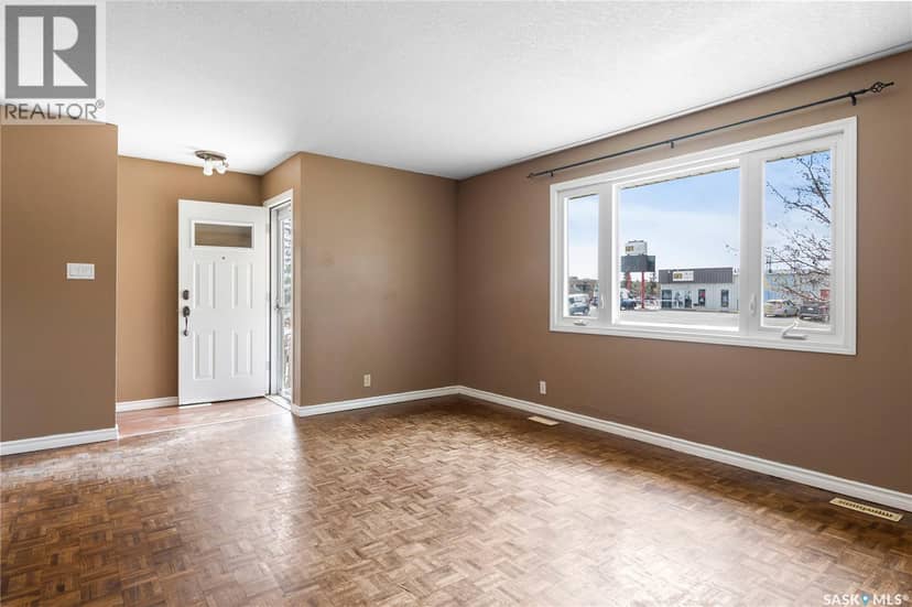 1008 7th AVENUE N, Regina, photo 4