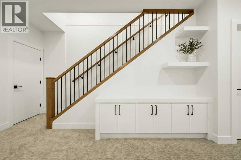 645 36 Street SW — photo 37 of 40