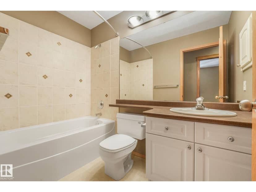 1271 Ormsby Ln NW — photo 36 of 40