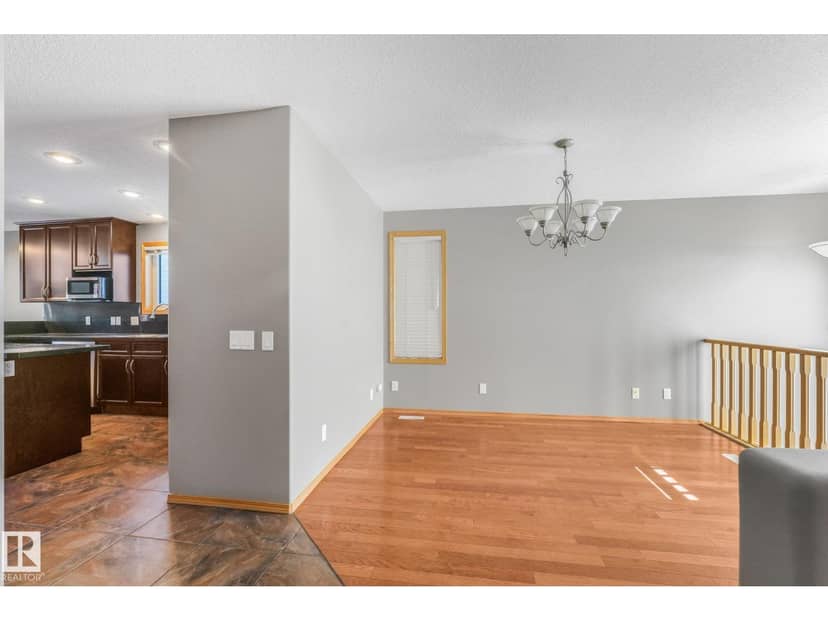 1271 Ormsby Ln NW — photo 16 of 40