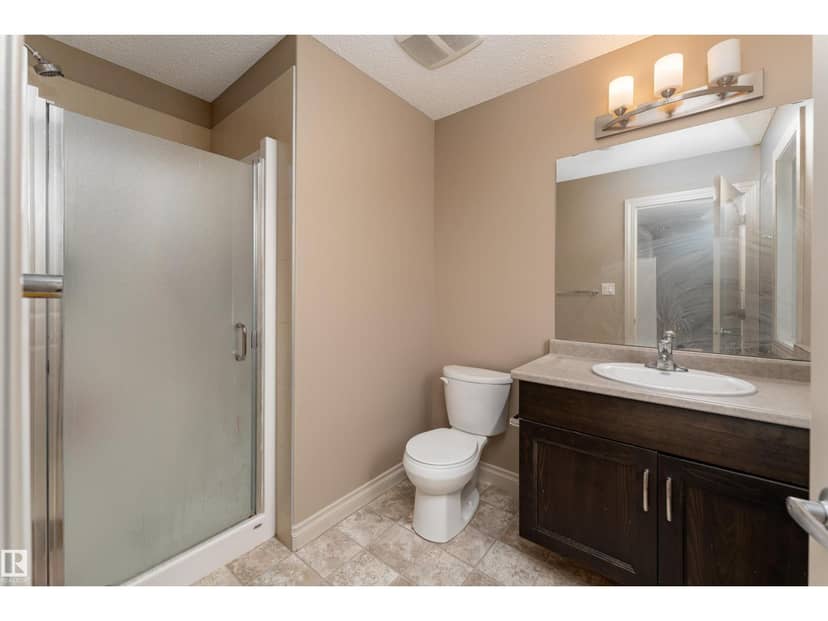 556 Secord Bv NW — photo 25 of 33