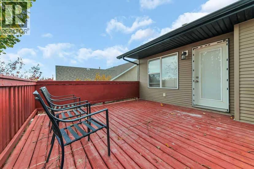 43 Lindman Close — photo 16 of 40