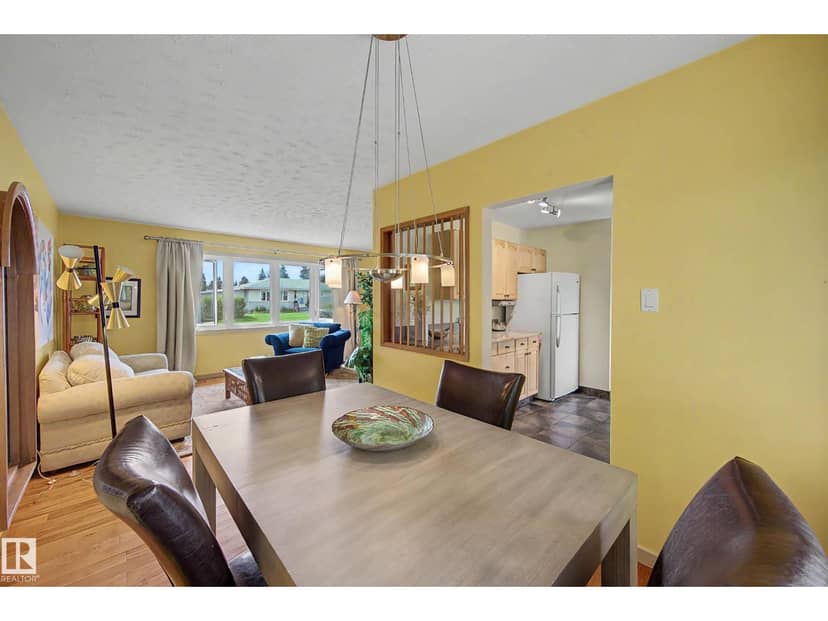 9516 129A AV NW — photo 12 of 40