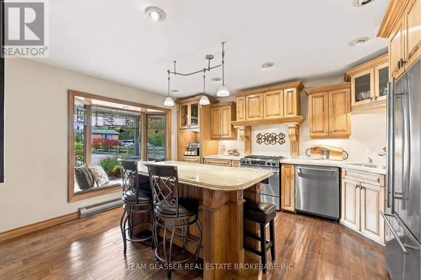8421 Defore Drive — photo 11 of 40