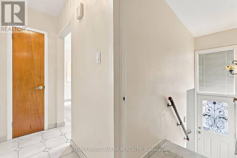 66 Spenvalley Drive — photo 26 of 40