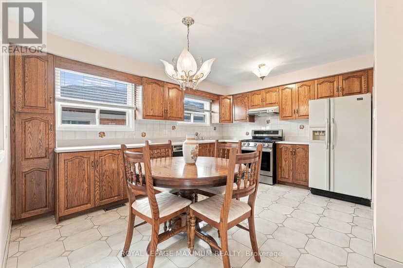 66 Spenvalley Drive — photo 9 of 40