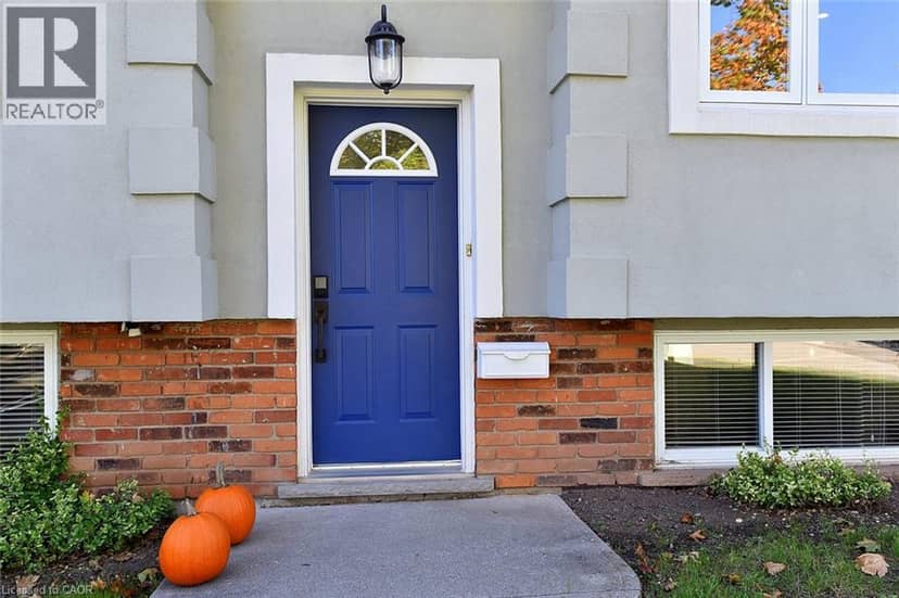 699 CASTLEGUARD Crescent, Burlington, photo 4