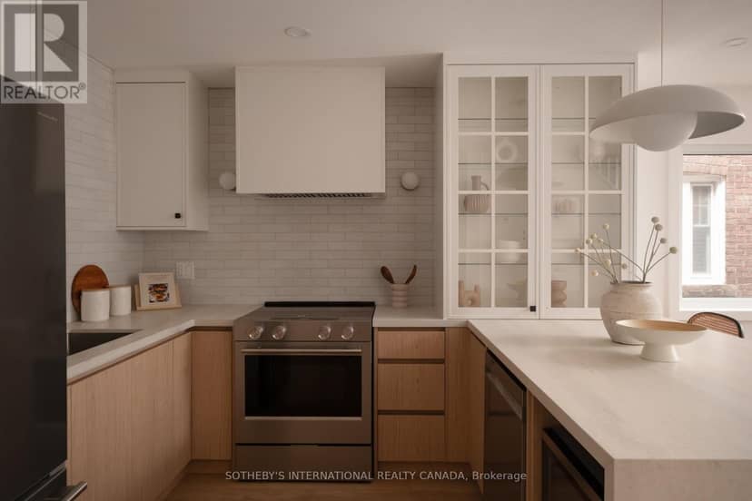 18 Thurston Road — photo 11 of 40