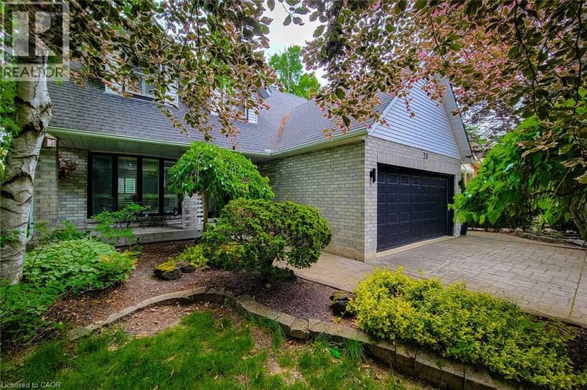 29 WOODSIDE Square, Fonthill, photo 3