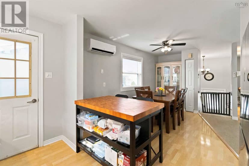 7 Continental Lane — photo 15 of 29