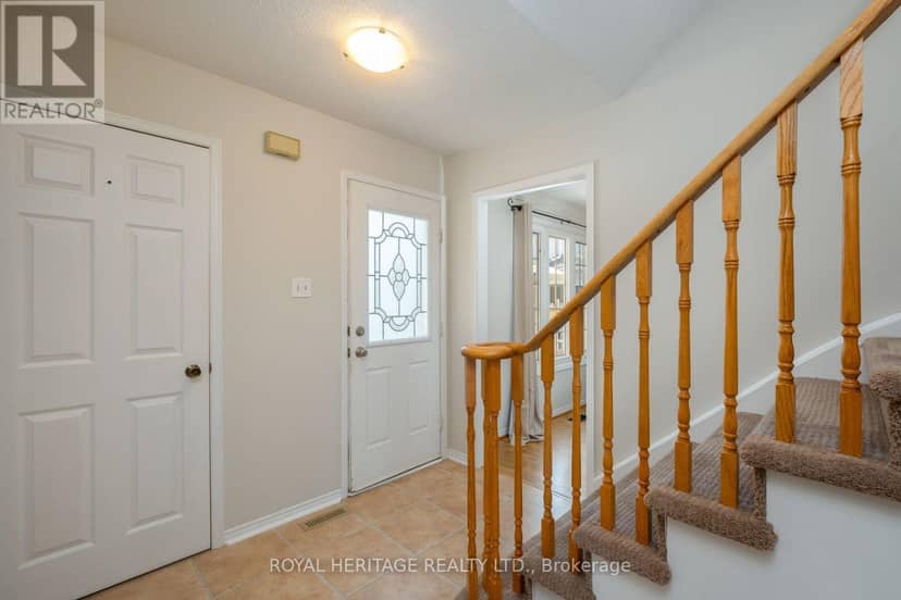 8 Dakin Drive, Ajax, photo 8