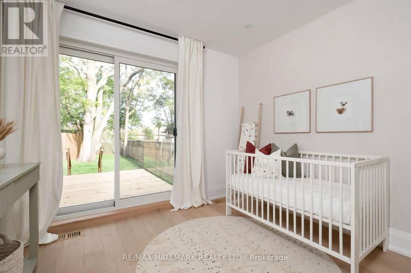 1075 Greenwood Avenue — photo 24 of 40