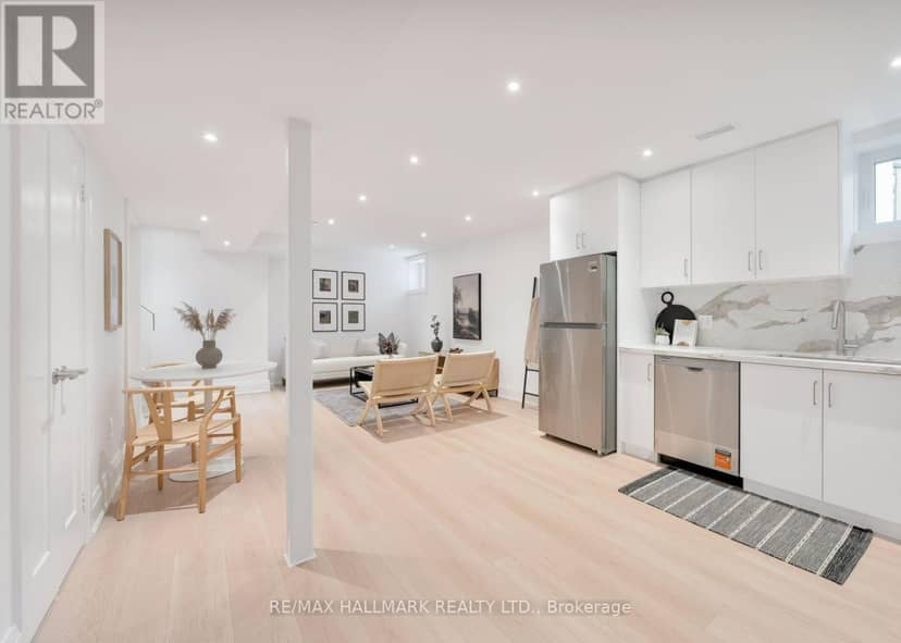 1075 Greenwood Avenue — photo 33 of 40