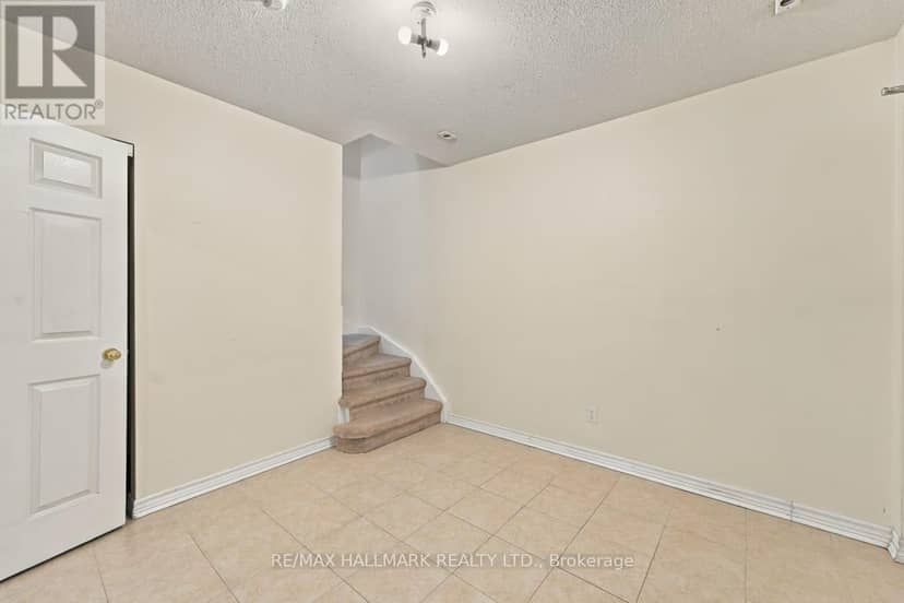 1106 - 19 Rosebank Drive — photo 24 of 36