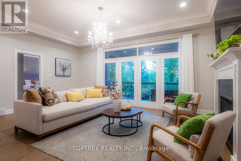 29 - 2290 Torrey Pines Way — photo 14 of 39