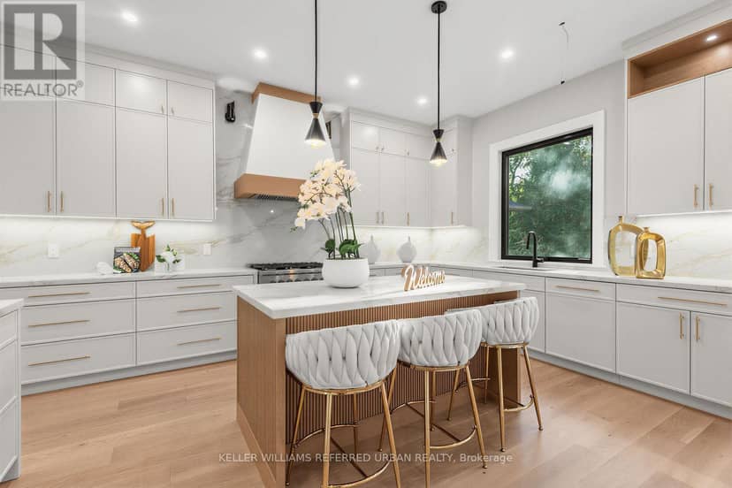 160 Lawrence Avenue — photo 15 of 40