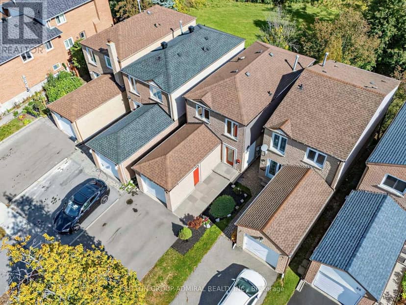 18 Riviera Drive, Vaughan, photo 3
