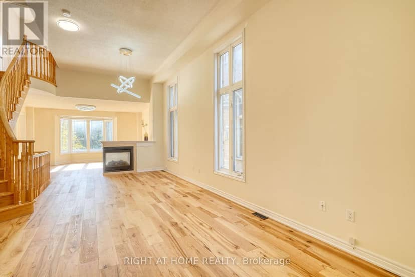 171 Maurier Boulevard, Vaughan, photo 4