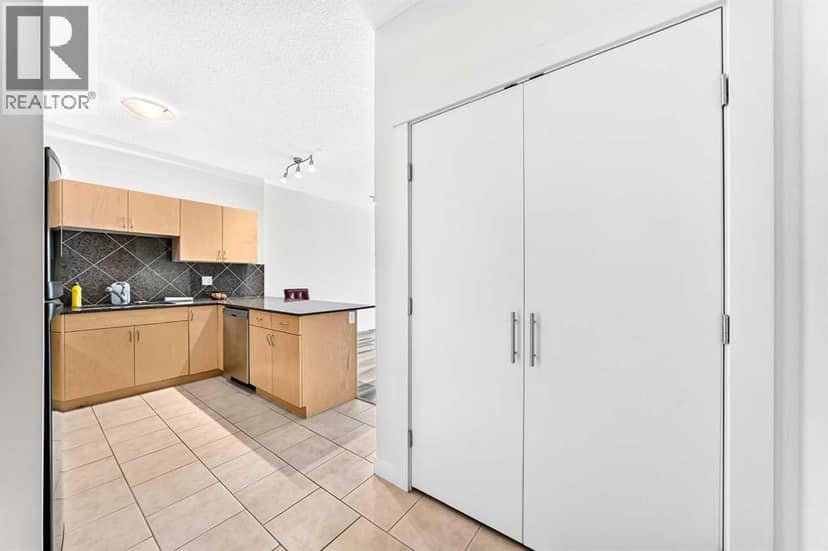 1401, 8880 Horton Road SW, Calgary, photo 4