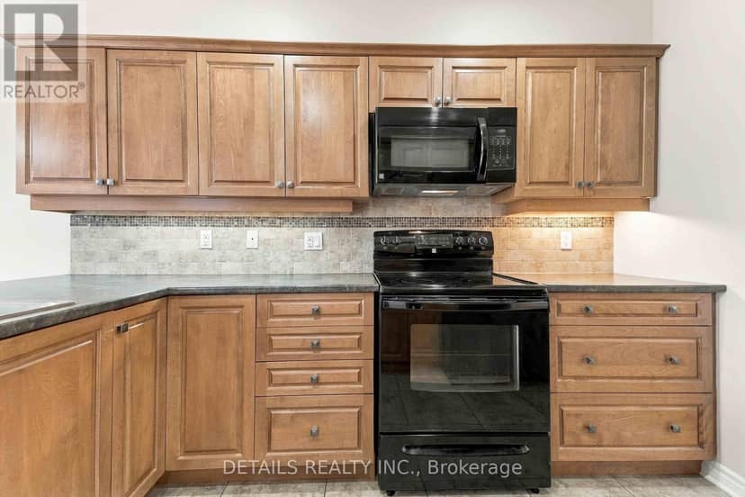 1034 Marconi Avenue — photo 17 of 40