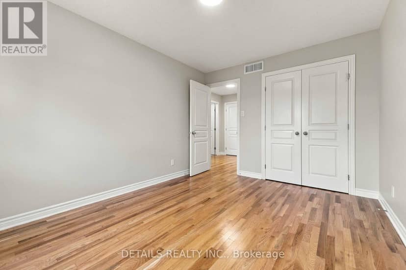 1034 Marconi Avenue — photo 33 of 40