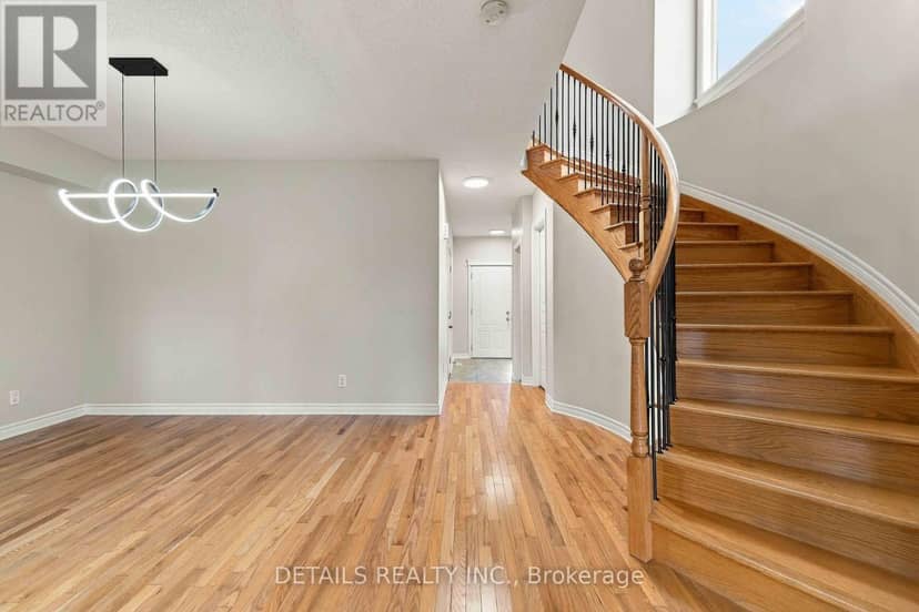 1034 Marconi Avenue — photo 7 of 40