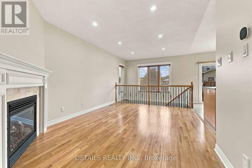 1034 Marconi Avenue — photo 9 of 40