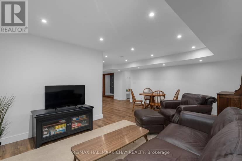 98 Shanty Bay Road — photo 36 of 40