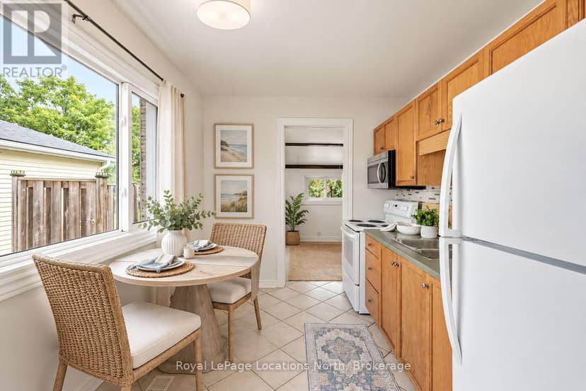 515 Maple Street — photo 9 of 25
