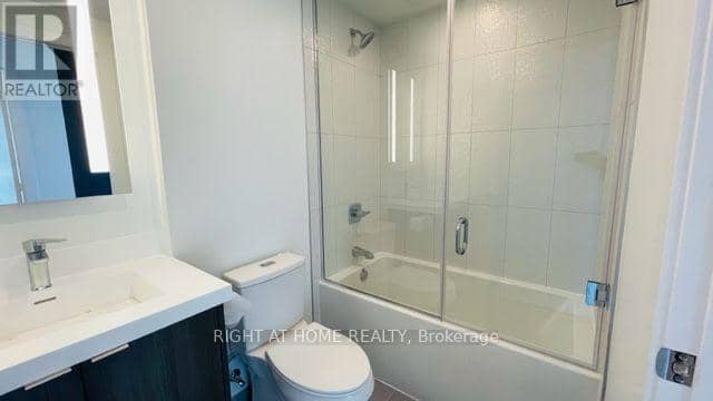 1531 - 20 Inn On The Park Drive — photo 14 of 35