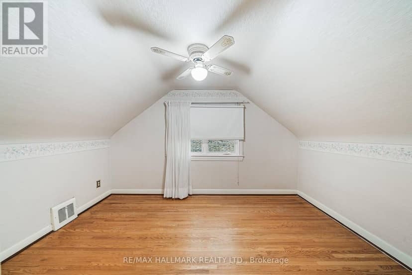 27 Sunray Crescent — photo 25 of 39