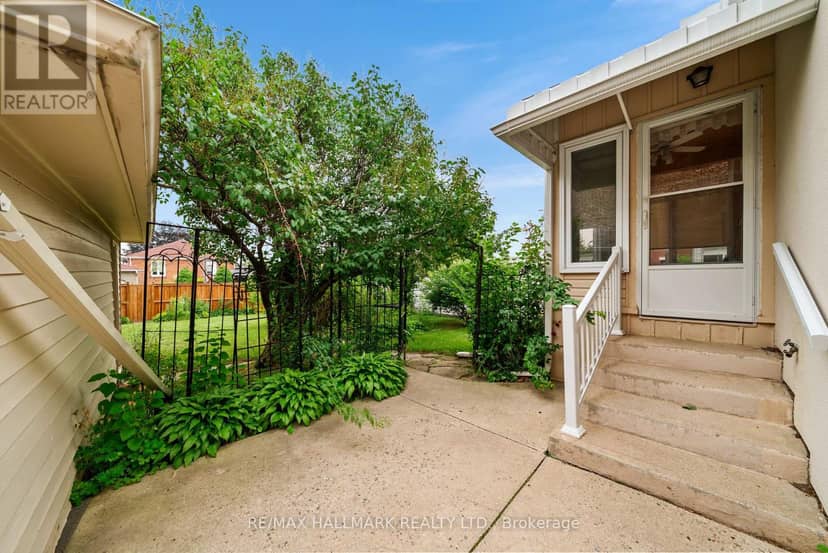 27 Sunray Crescent — photo 33 of 39