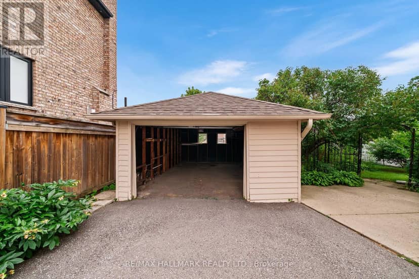 27 Sunray Crescent — photo 38 of 39