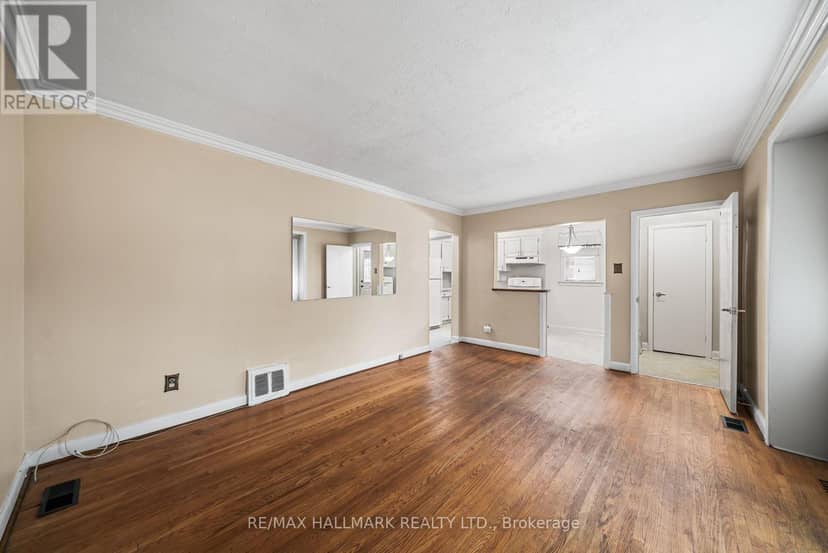 27 Sunray Crescent, Toronto, photo 7