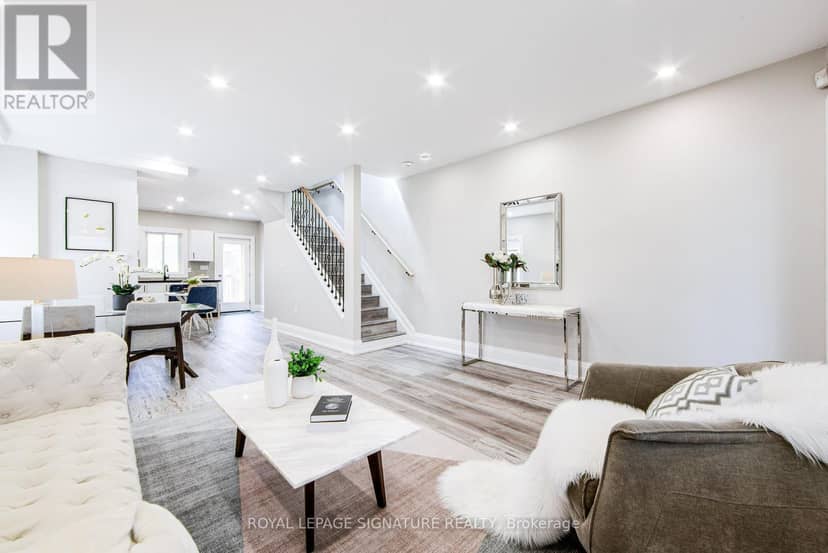 19 Schell Avenue, Toronto, photo 5