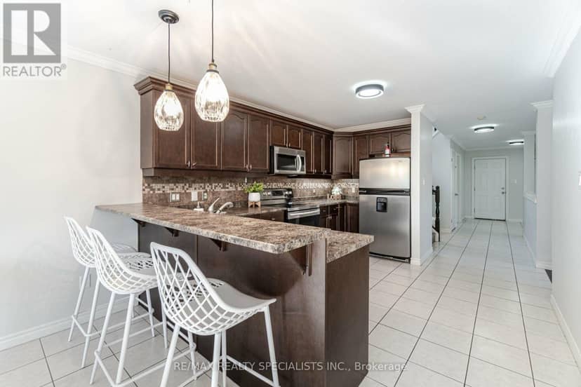 1435 Mickleborough Drive — photo 13 of 40