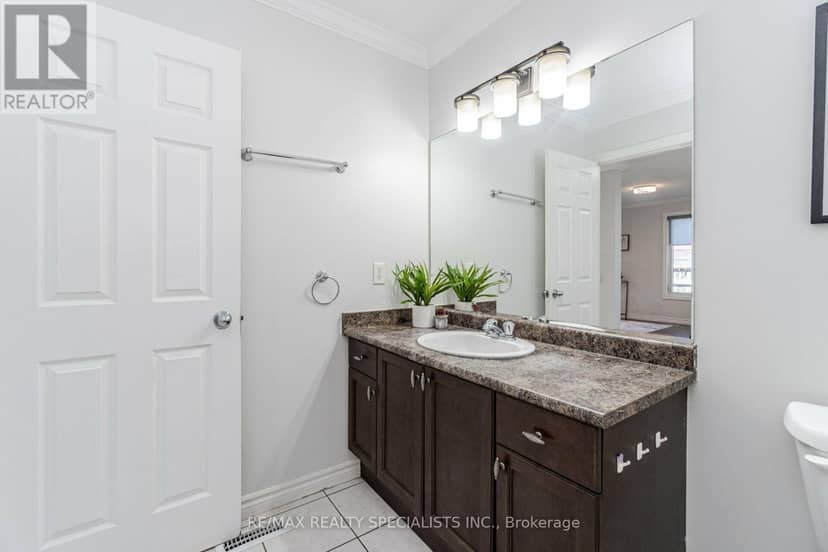 1435 Mickleborough Drive — photo 24 of 40